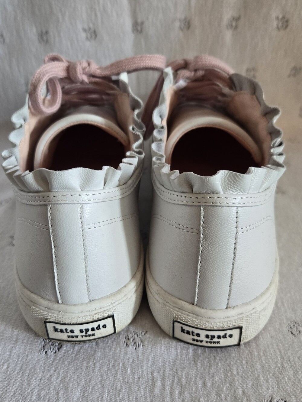 kate spade Lysa White Leather Ruffle Sneakers with Pink Laces Size 8.5 - Picture 4 of 6